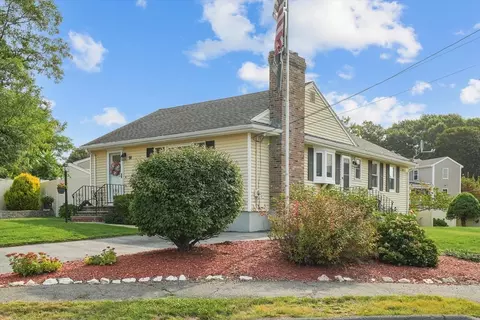 91 Maplewood Rd, Lynn, MA 01904