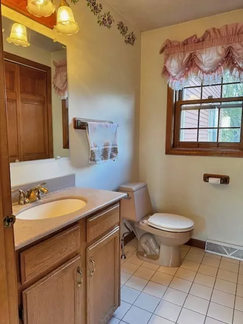 29 Highland View Dr, Sutton, MA 01590 photo 21