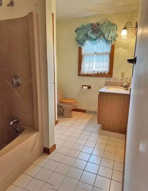 29 Highland View Dr, Sutton, MA 01590 photo 28