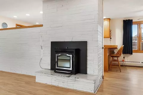 6 Colgate St, Danvers, MA 01923 photo 8