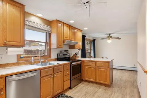 6 Colgate St, Danvers, MA 01923 photo 12
