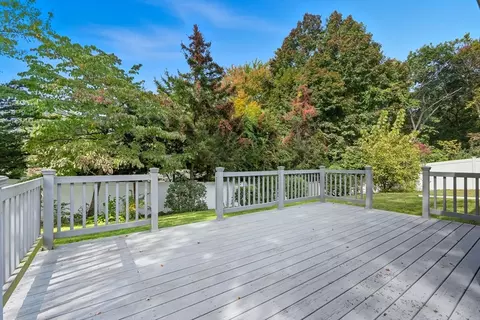 116 Hartwick St, Springfield, MA 01108 photo 34
