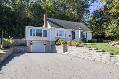577 Summer Ave, Reading, MA 01867