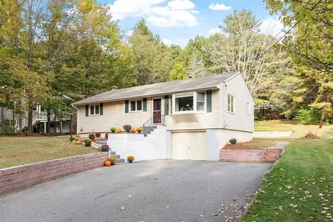 112 N Main St, West Boylston, MA 01583