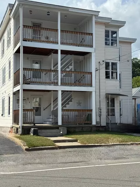 45 Middle St, Leominster, MA 01453