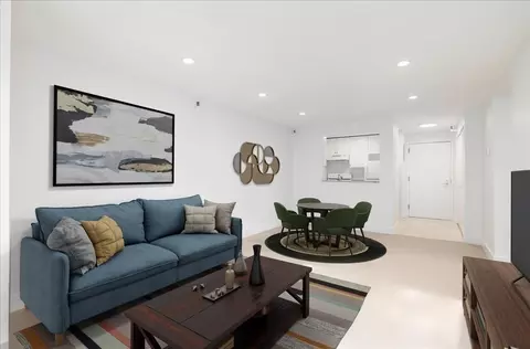 42 8th St #5316, Boston, MA 02129