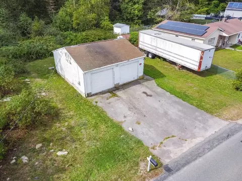 47 Robert St, Westport, MA 02790