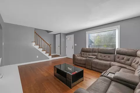 17 Dutton St, Worcester, MA 01610 photo 13