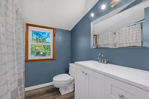 17 Dutton St, Worcester, MA 01610 photo 16