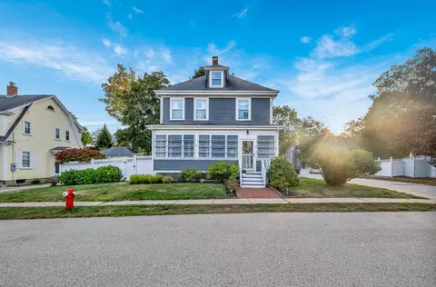 7 Melrose St, Amesbury, MA 01913