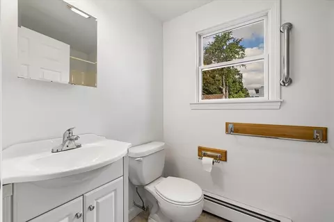 54 Ellsworth Ave, Springfield, MA 01118 photo 11