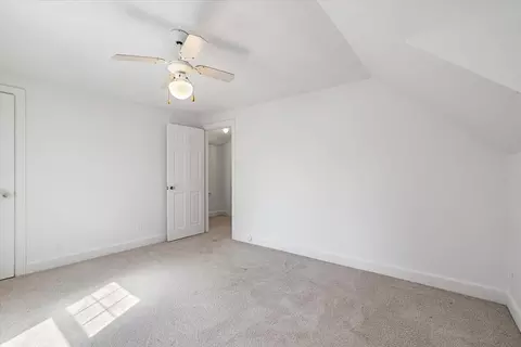 54 Ellsworth Ave, Springfield, MA 01118 photo 22