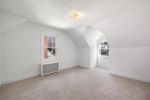 54 Ellsworth Ave, Springfield, MA 01118 photo 20