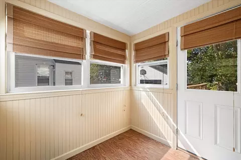 54 Ellsworth Ave, Springfield, MA 01118 photo 16