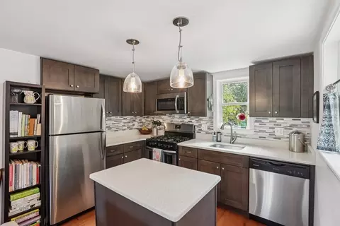 13 High St, Stow, MA 01775 photo 6