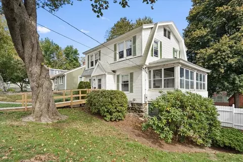 28 Cascade Rd, Worcester, MA 01602