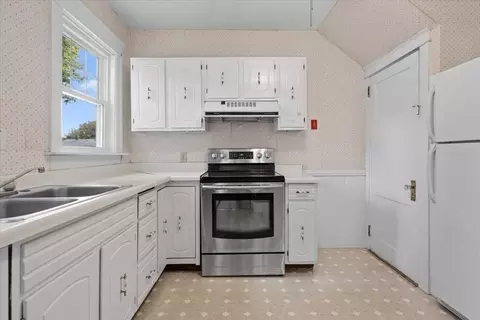 28 Cascade Rd, Worcester, MA 01602 photo 7