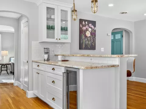 170 Payson Rd, Chestnut Hill, MA 02467 photo 6