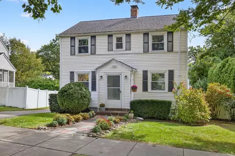 170 Payson Rd, Chestnut Hill, MA 02467
