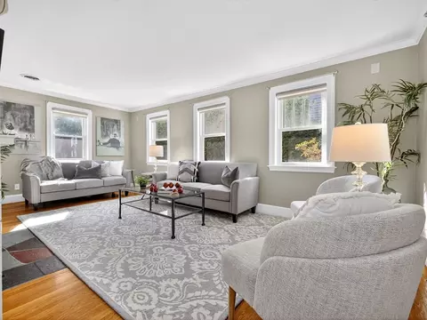 170 Payson Rd, Chestnut Hill, MA 02467 photo 3