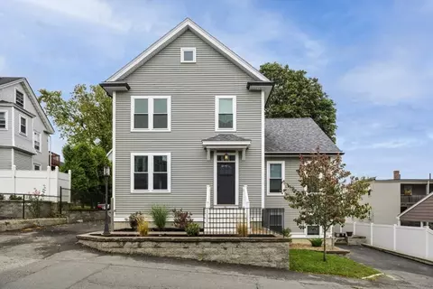31 Crest Ave, Revere, MA 02151