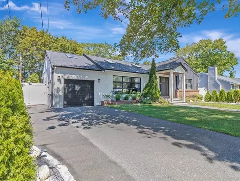 15 Appleton St, Saugus, MA 01906