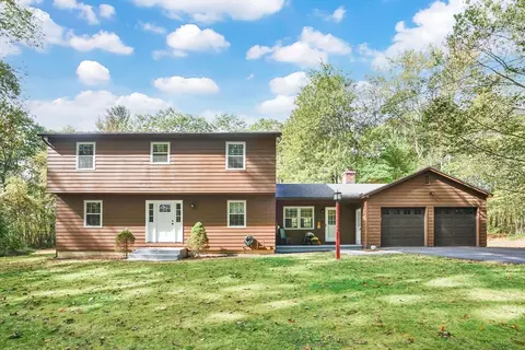 56 Reservoir Rd, Westhampton, MA 01027