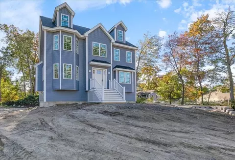 5 Harmony Ln, Methuen, MA 01844