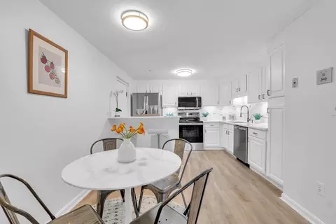 25 Pine St #B, Canton, MA 02021 photo 8