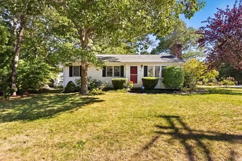 83 Red Brook Rd, Plymouth, MA 02360