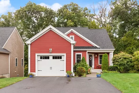 23 Winterberry Ln, Easton, MA 02334