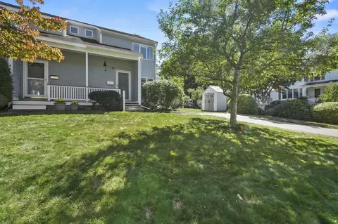 6 Vendome St #6, Merrimac, MA 01860