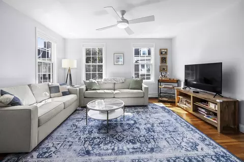 266 W 5th St #2, Boston, MA 02127