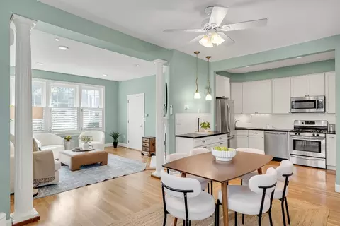 79 Chestnut St #2, Newton, MA 02465