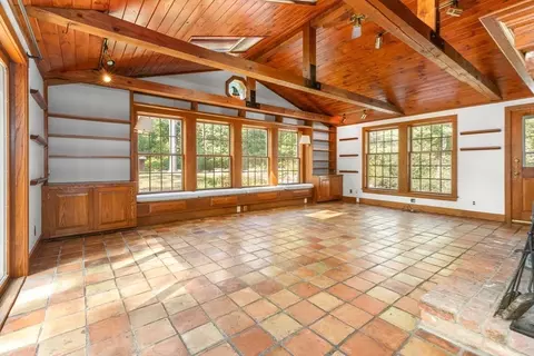 Living - 182 Georgetown Rd, Boxford, MA 01921 photo 3 of 6