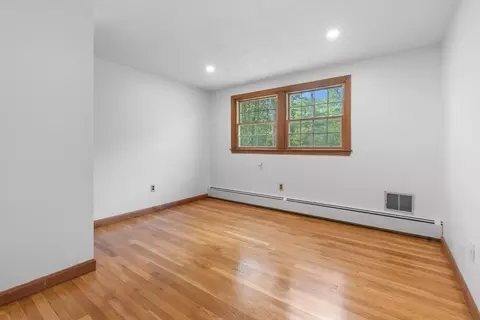 Bedroom - 182 Georgetown Rd, Boxford, MA 01921 photo 1 of 7