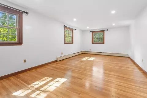 Bedroom - 182 Georgetown Rd, Boxford, MA 01921 photo 7 of 7