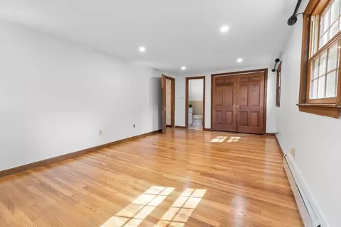 Bedroom - 182 Georgetown Rd, Boxford, MA 01921 photo 2 of 7
