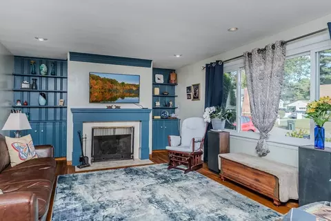 15 Burns Ave, Springfield, MA 01119 photo 6