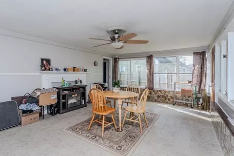 15 Burns Ave, Springfield, MA 01119 photo 18