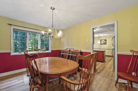 Dining - 11 Fox Run, Townsend, MA 01474 photo 2 of 2
