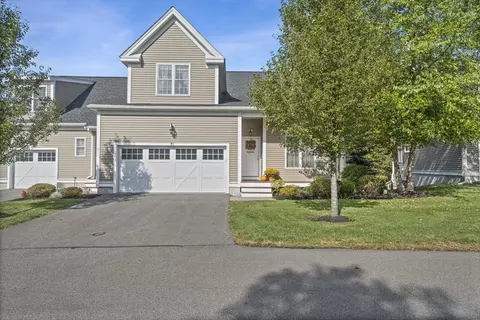 7 Lilac Cir #B, Groton, MA 01450