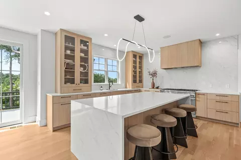 133 Lawton Rd, Needham, MA 02492 photo 4