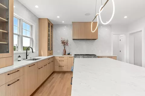 133 Lawton Rd, Needham, MA 02492 photo 5