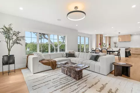 133 Lawton Rd, Needham, MA 02492 photo 3