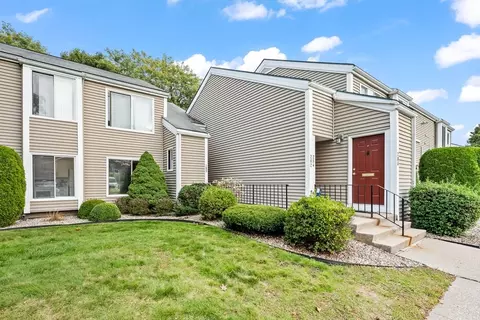 282 Nassau Dr #282, Springfield, MA 01129