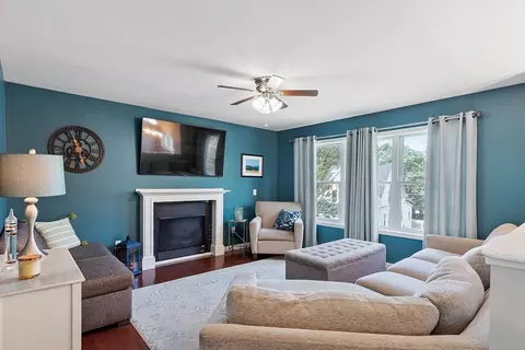 4 Crest Ave, Worcester, MA 01607 photo 10