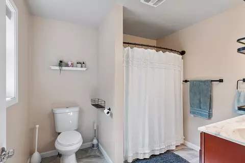 4 Crest Ave, Worcester, MA 01607 photo 28