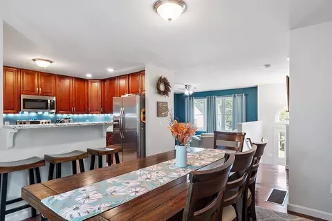 4 Crest Ave, Worcester, MA 01607 photo 14