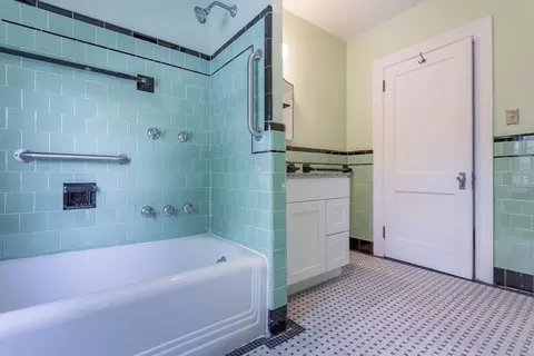 59 Dudley St, Fall River, MA 02720 photo 28